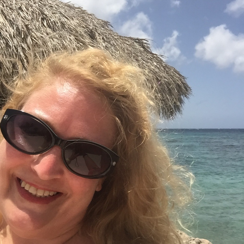 Meet your Posher, Christina